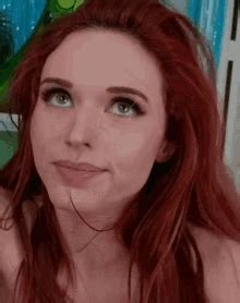 amouranth tongue